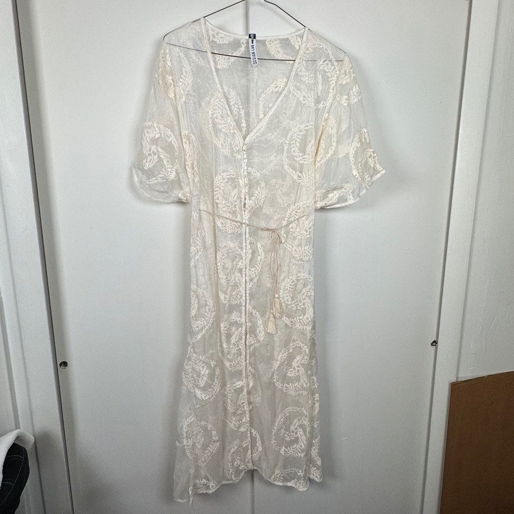 Design Lab Lord & Taylor Cream Embroidered Sheer Maxi Dress Tassel Tie NWT 4